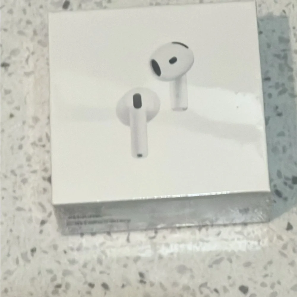 Premium Wireless Earbuds - White